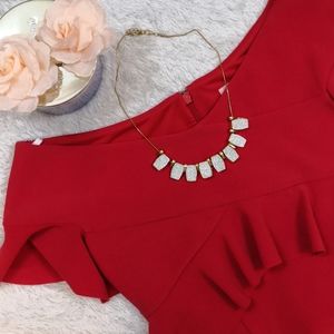 NWOT Sparkling Necklace